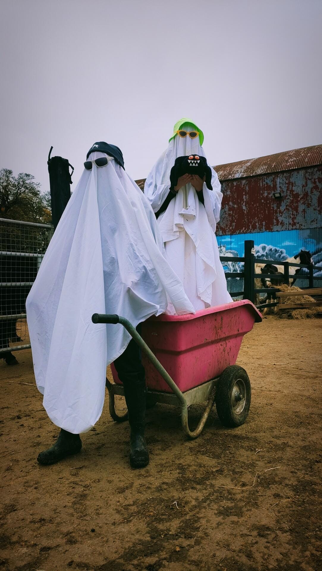WHEELBARROW GHOST